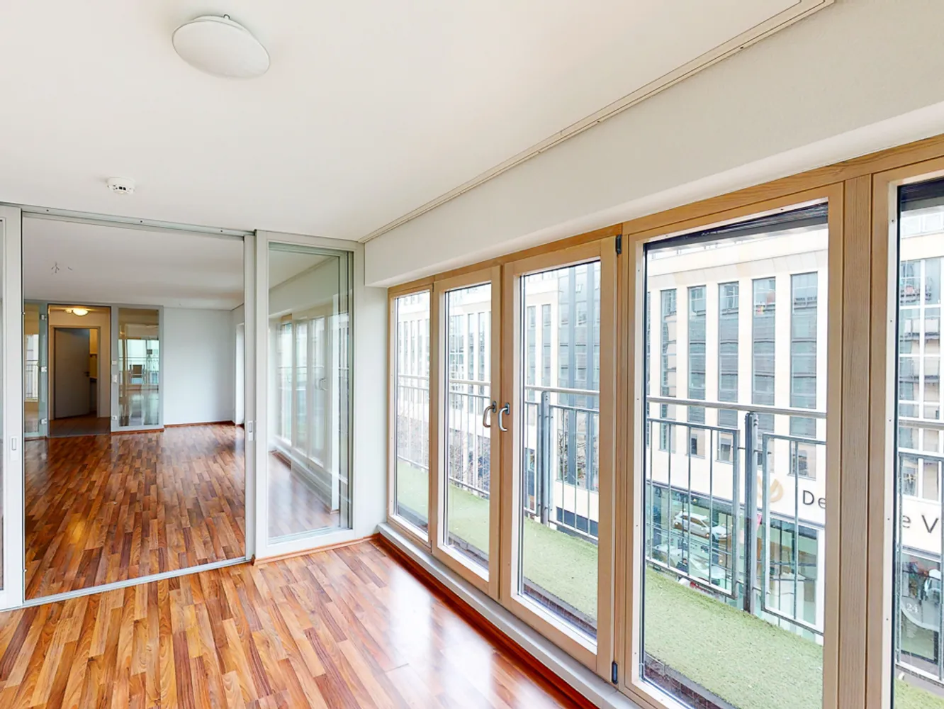 2 Zimmer Wohnung mit 89 m² in Frankfurt am Main – Bild 2