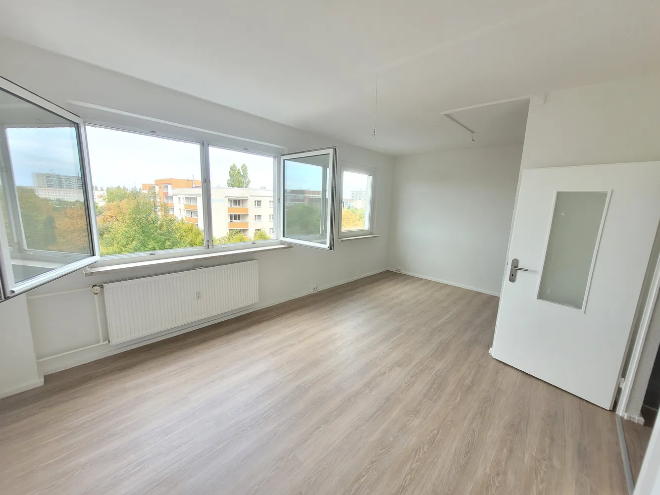 4 Zimmer Wohnung mit 70 m² in Halle (Saale) – Bild 1