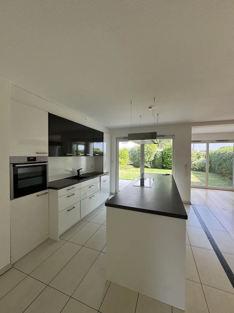 4 Zimmer Wohnung mit 120 m² in Aachen – Bild 2