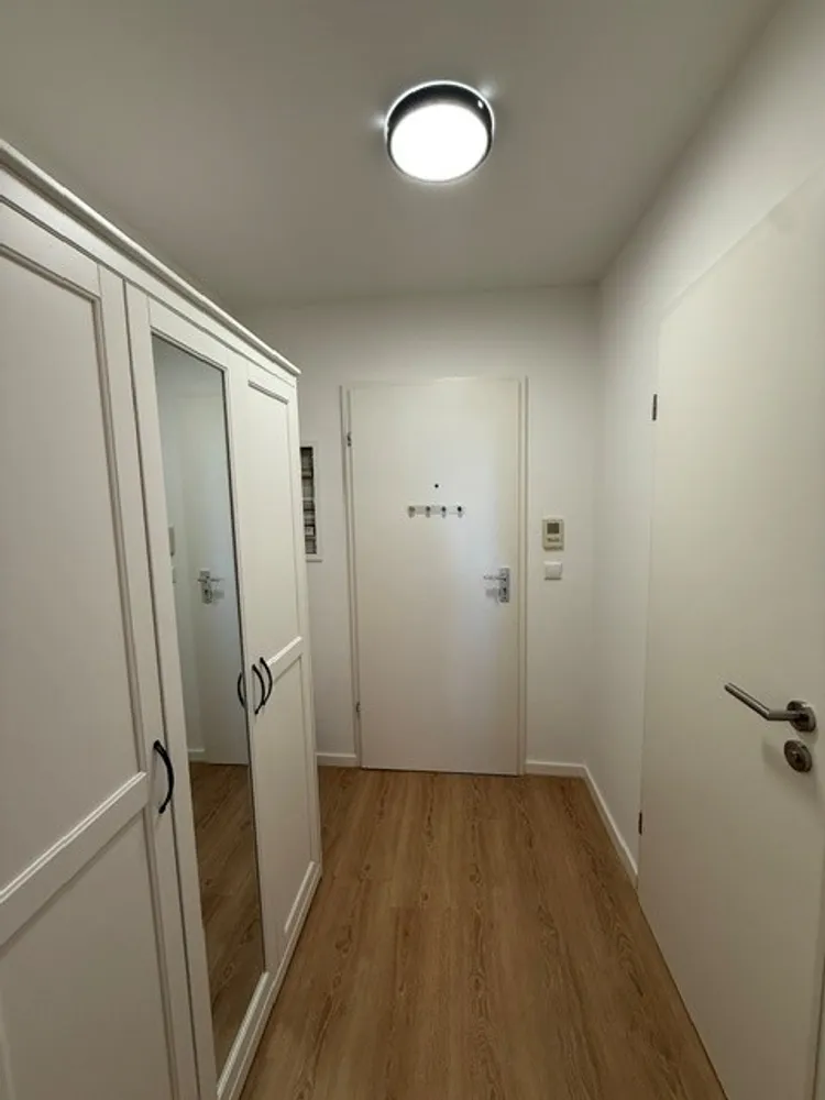 1 room apartment with 32 m² in Munich – Photo 5