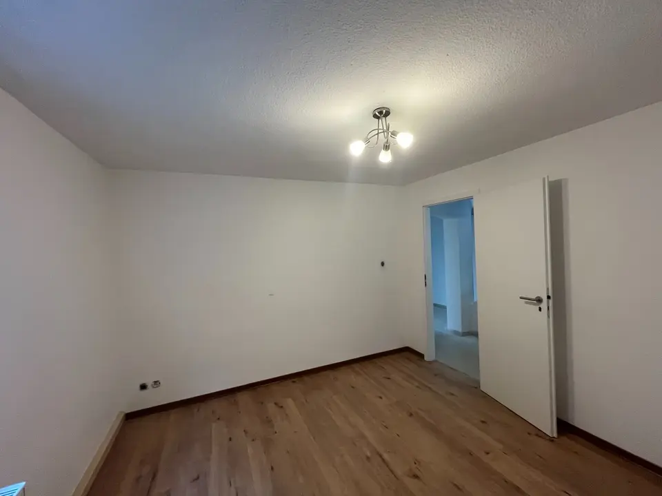 4 Zimmer Haus mit 120 m² in Offenbach – Bild 6
