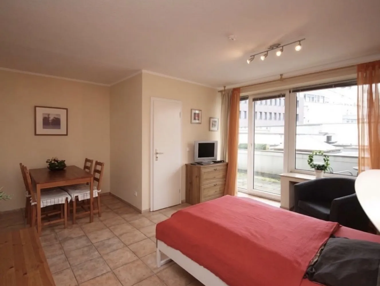 1 Zimmer Wohnung mit 34 m² in Düsseldorf – Bild 3