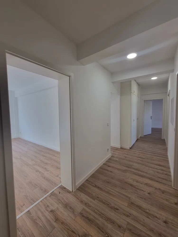 4 Zimmer Wohnung mit 94 m² in Düsseldorf – Bild 12