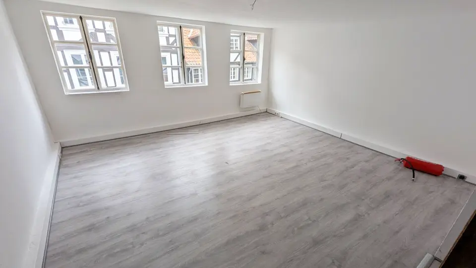 4 Zimmer Wohnung mit 145 m² in Braunschweig – Bild 4