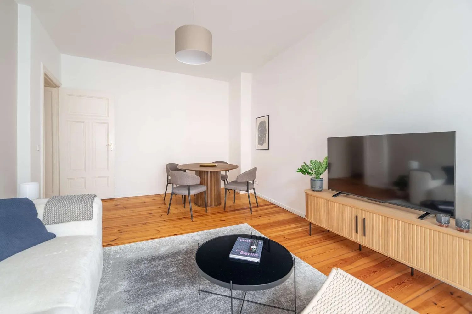 2 room apartment with 56 m² in Berlin – Photo 5
