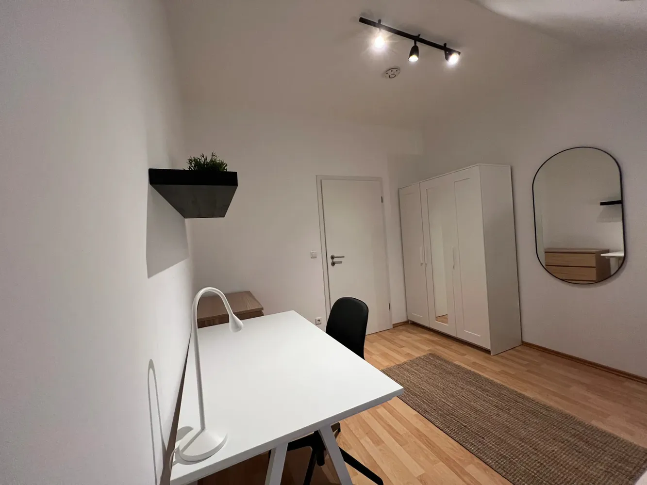 Shared room with 13 m² in Munich – Photo 6