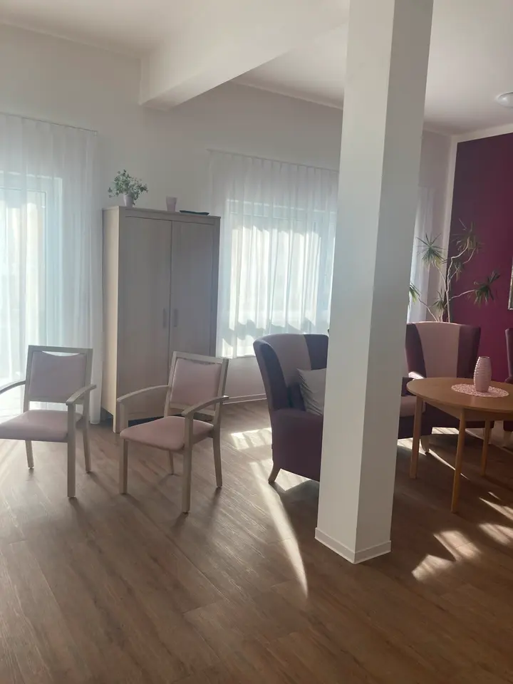 2 Zimmer Wohnung mit 37 m² in Zwickau – Bild 1