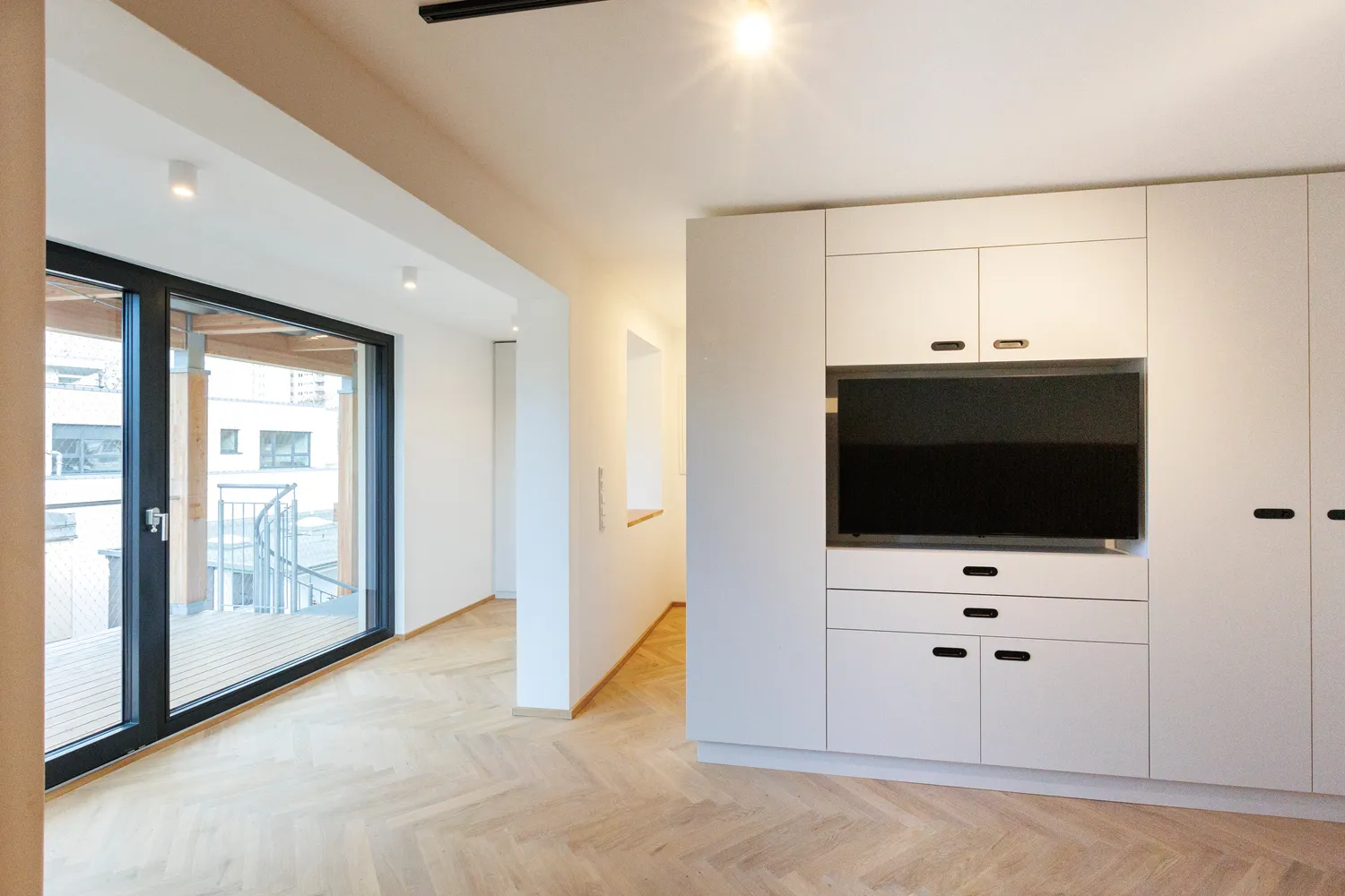 1 Zimmer Wohnung mit 37 m² in Frankfurt am Main – Bild 7