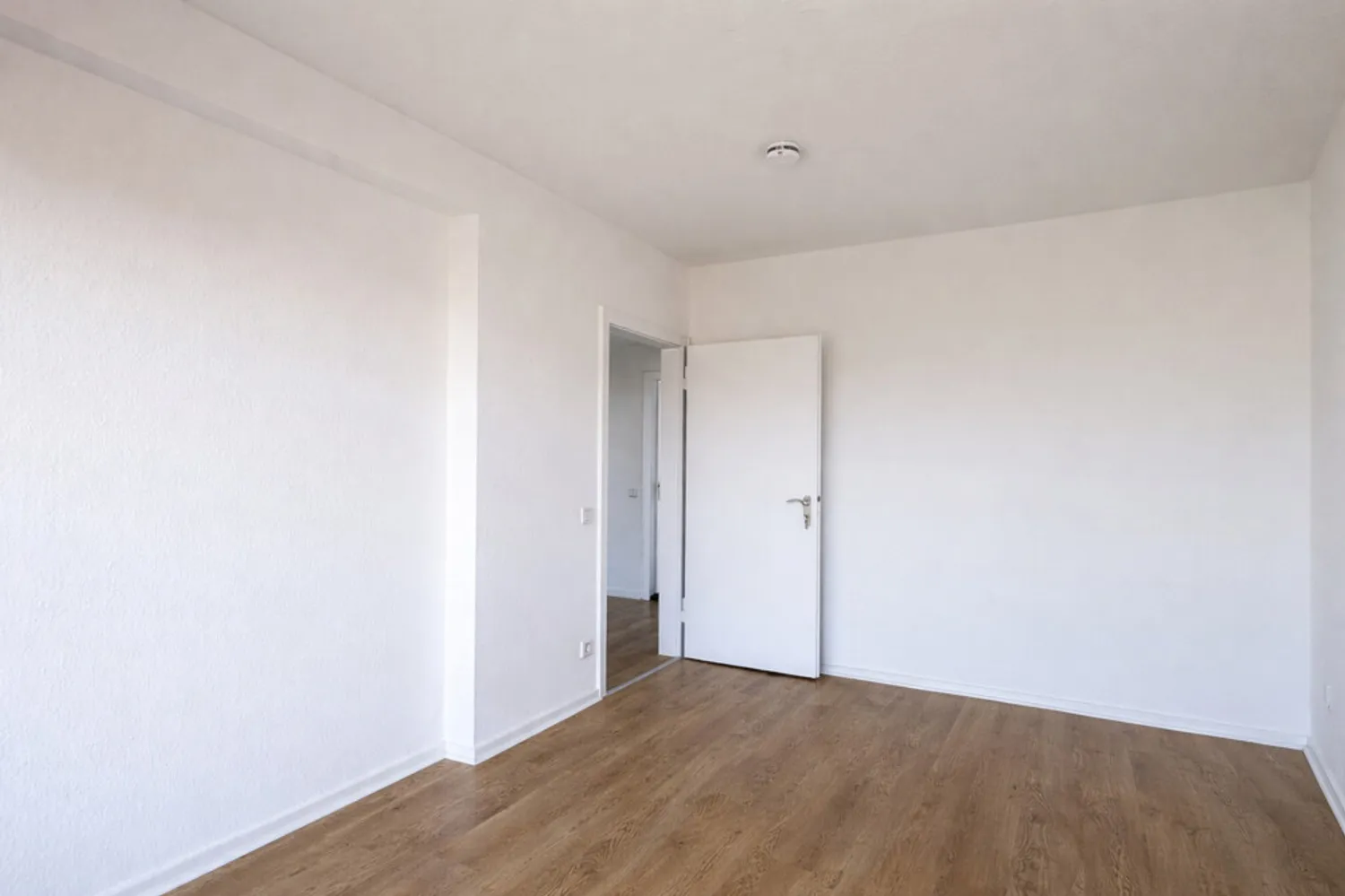 4 Zimmer Wohnung mit 133 m² in Düsseldorf – Bild 9