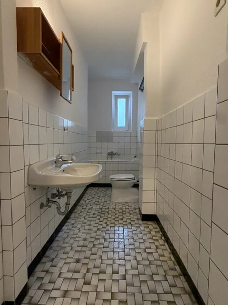 2 Zimmer Wohnung mit 70 m² in Düsseldorf – Bild 4