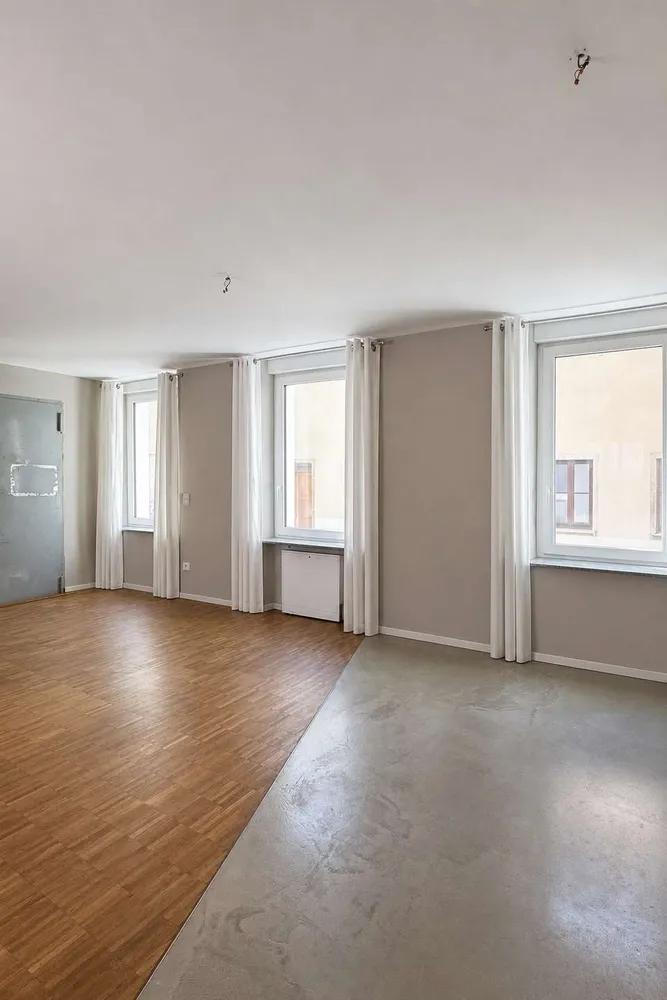 2 Zimmer Wohnung mit 130 m² in Würzburg – Bild 8