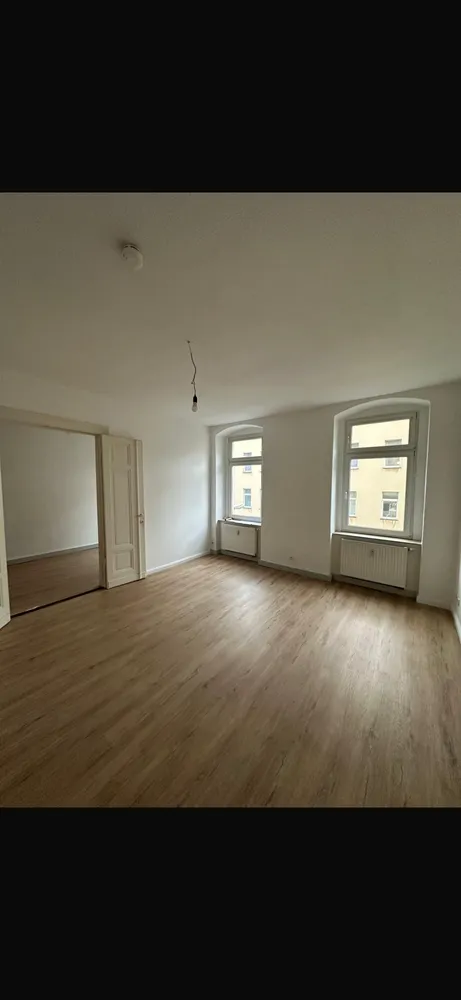 3 Zimmer Wohnung mit 92 m² in Halle (Saale) – Bild 2