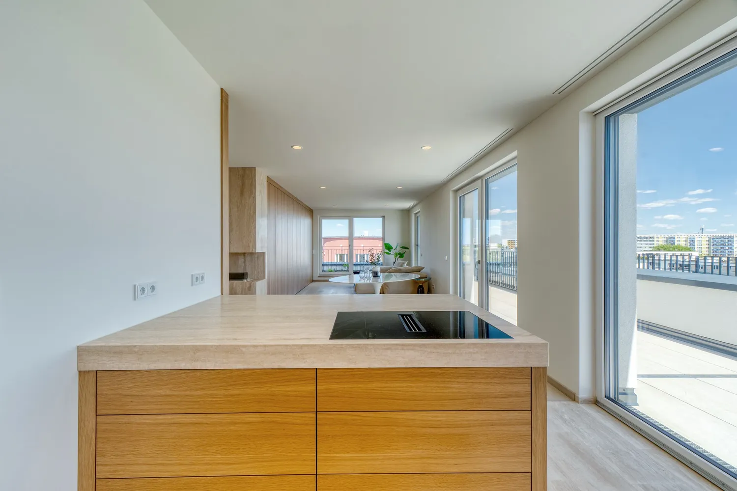 1 room apartment with 119 m² in Berlin – Photo 5