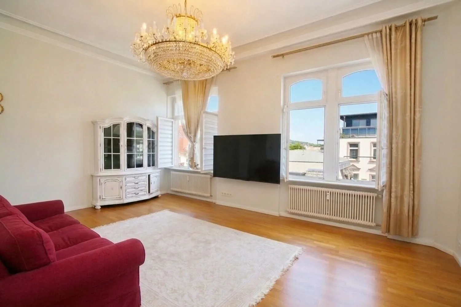 3 Zimmer Wohnung mit 127 m² in Baden-Baden – Bild 2