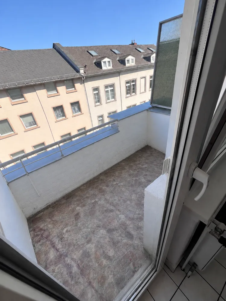 2 Zimmer Wohnung mit 70 m² in Wiesbaden – Bild 4