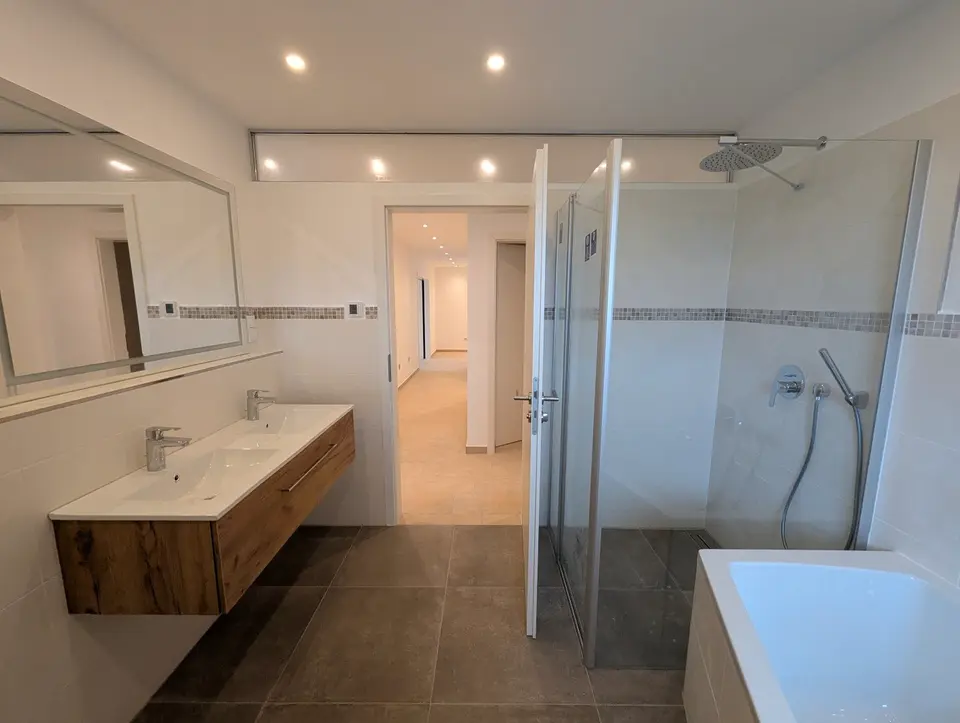 6 Zimmer Haus mit 150 m² in Landshut – Bild 3