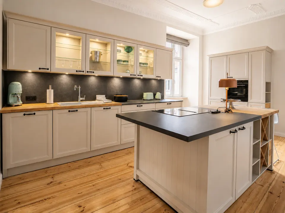 4 Zimmer Wohnung mit 140 m² in Berlin – Bild 3