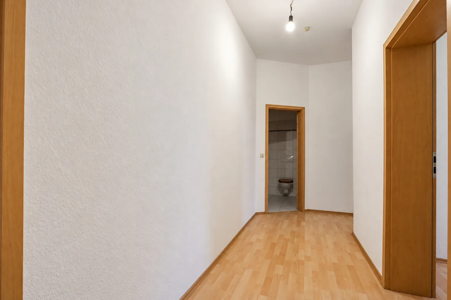 3 Zimmer Wohnung mit 66 m² in Halle (Saale) – Bild 2