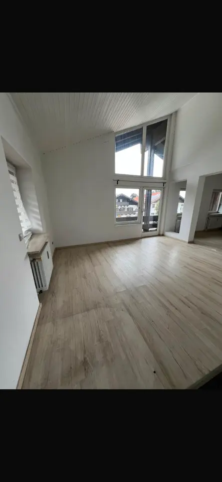 5 Zimmer Wohnung mit 200 m² in Rosenheim – Bild 9
