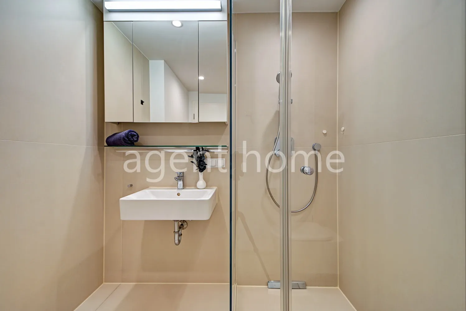 2 Zimmer Wohnung mit 55 m² in Stuttgart – Bild 12