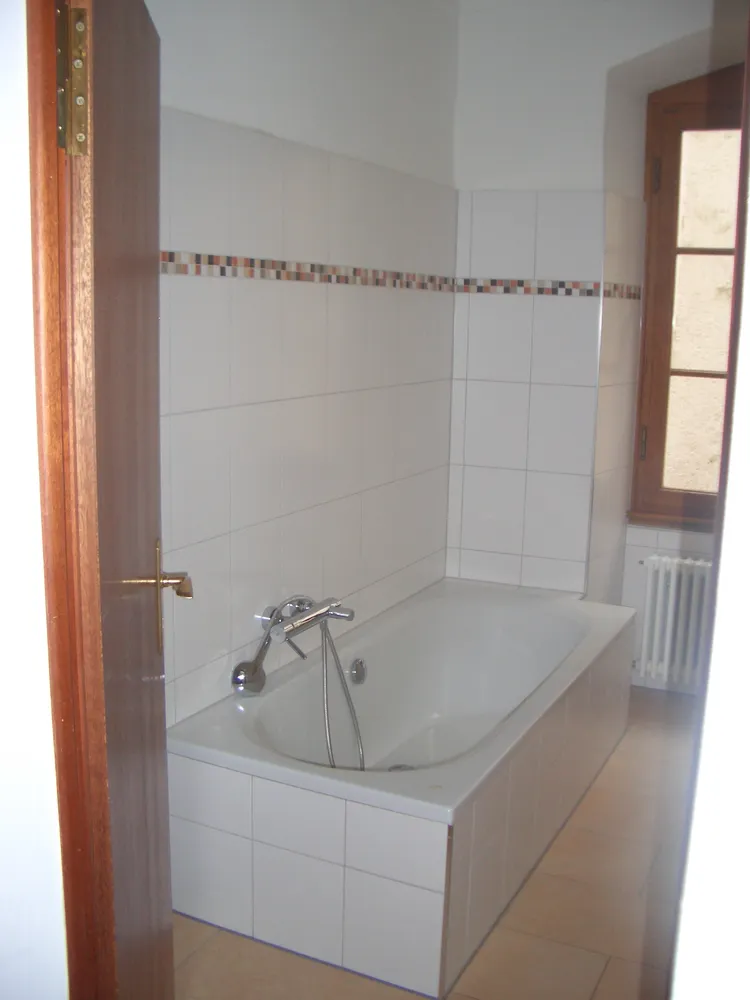 2 Zimmer Wohnung mit 86 m² in Passau – Bild 2