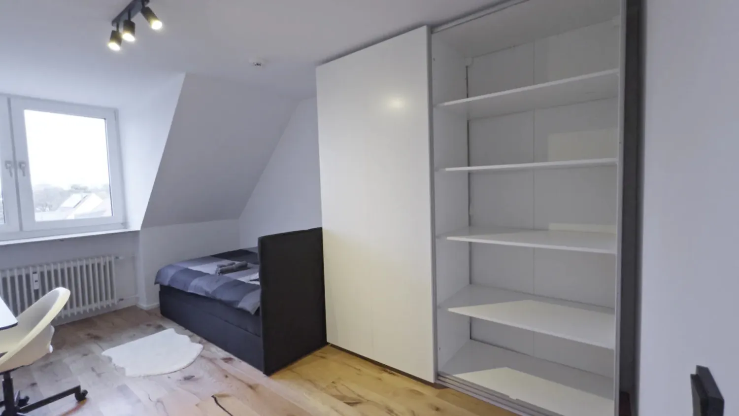 WG-Zimmer mit 15 m² in München – Bild 3