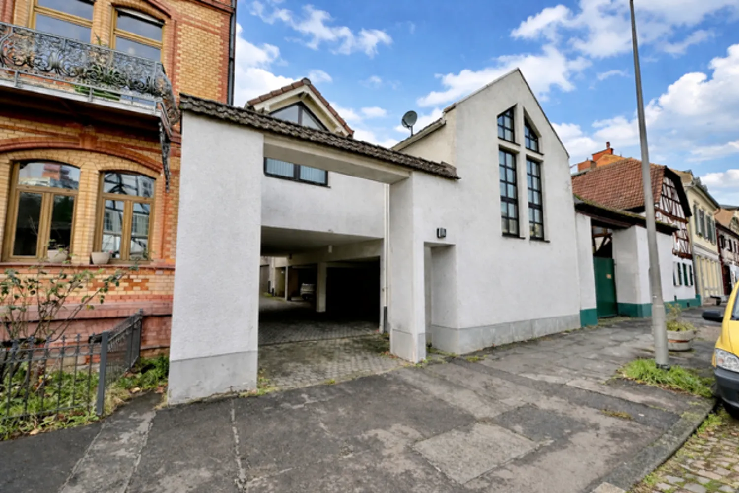 4 Zimmer Haus mit 149 m² in Wiesbaden – Bild 1