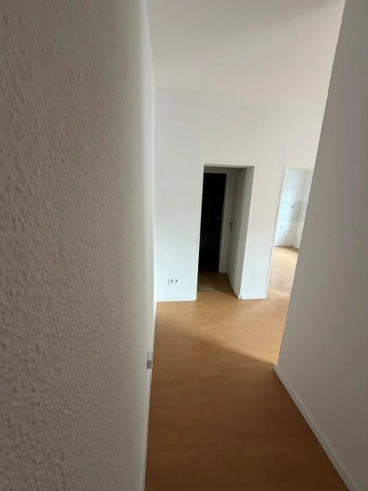 1 room apartment with 36 m² in Essen – Photo 5