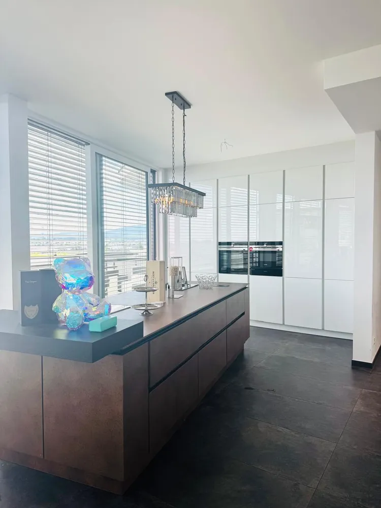 4 Zimmer Wohnung mit 187 m² in Frankfurt am Main – Bild 3
