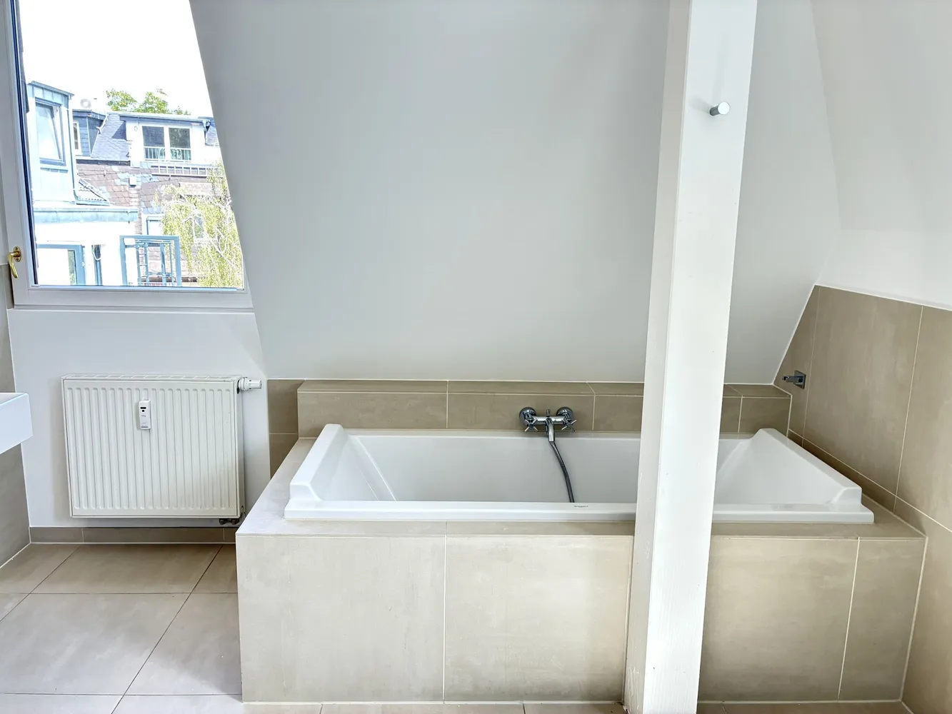 3 Zimmer Wohnung mit 147 m² in Frankfurt am Main – Bild 12