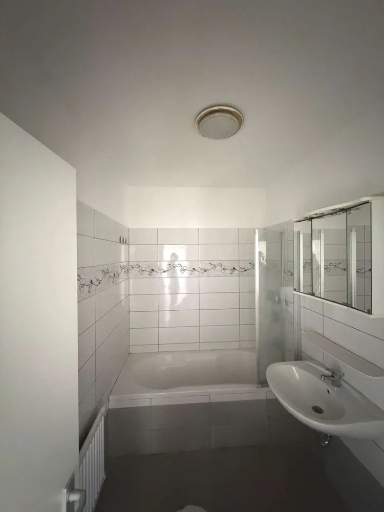 2 room apartment with 65 m² in Dietzenbach – Photo 3