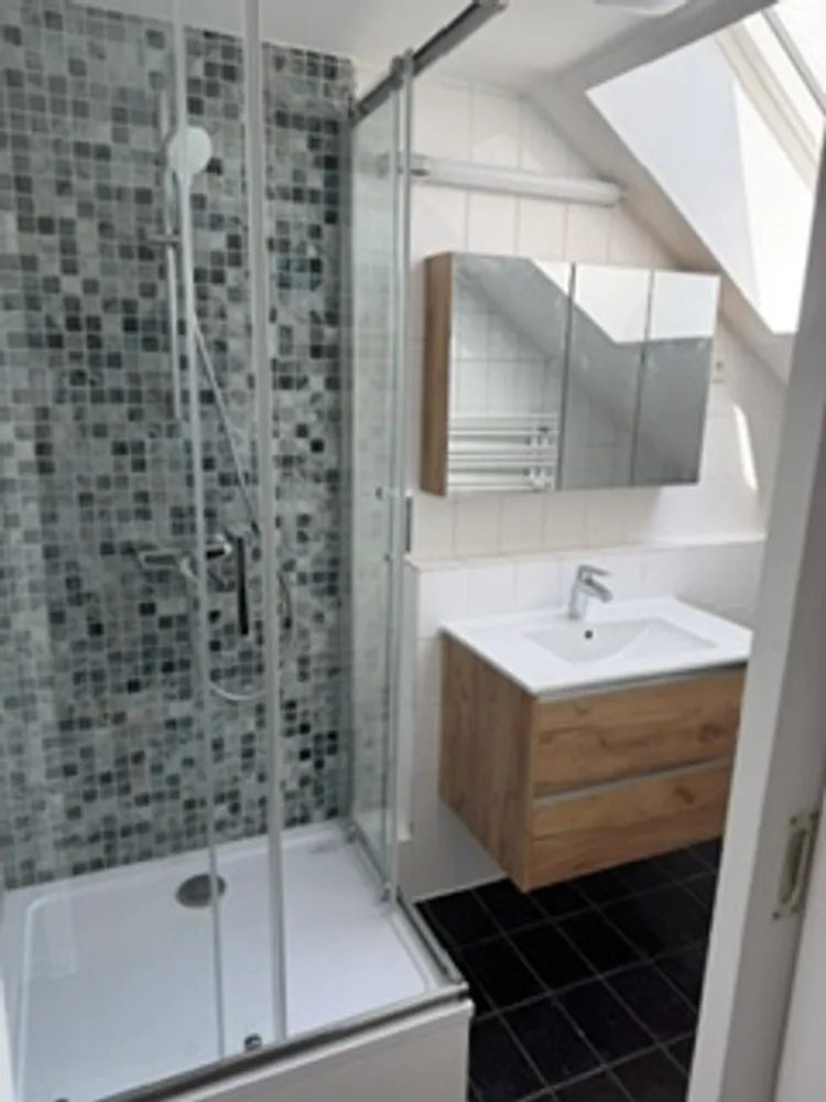 4 Zimmer Wohnung mit 90 m² in Ludwigshafen am Rhein – Bild 1
