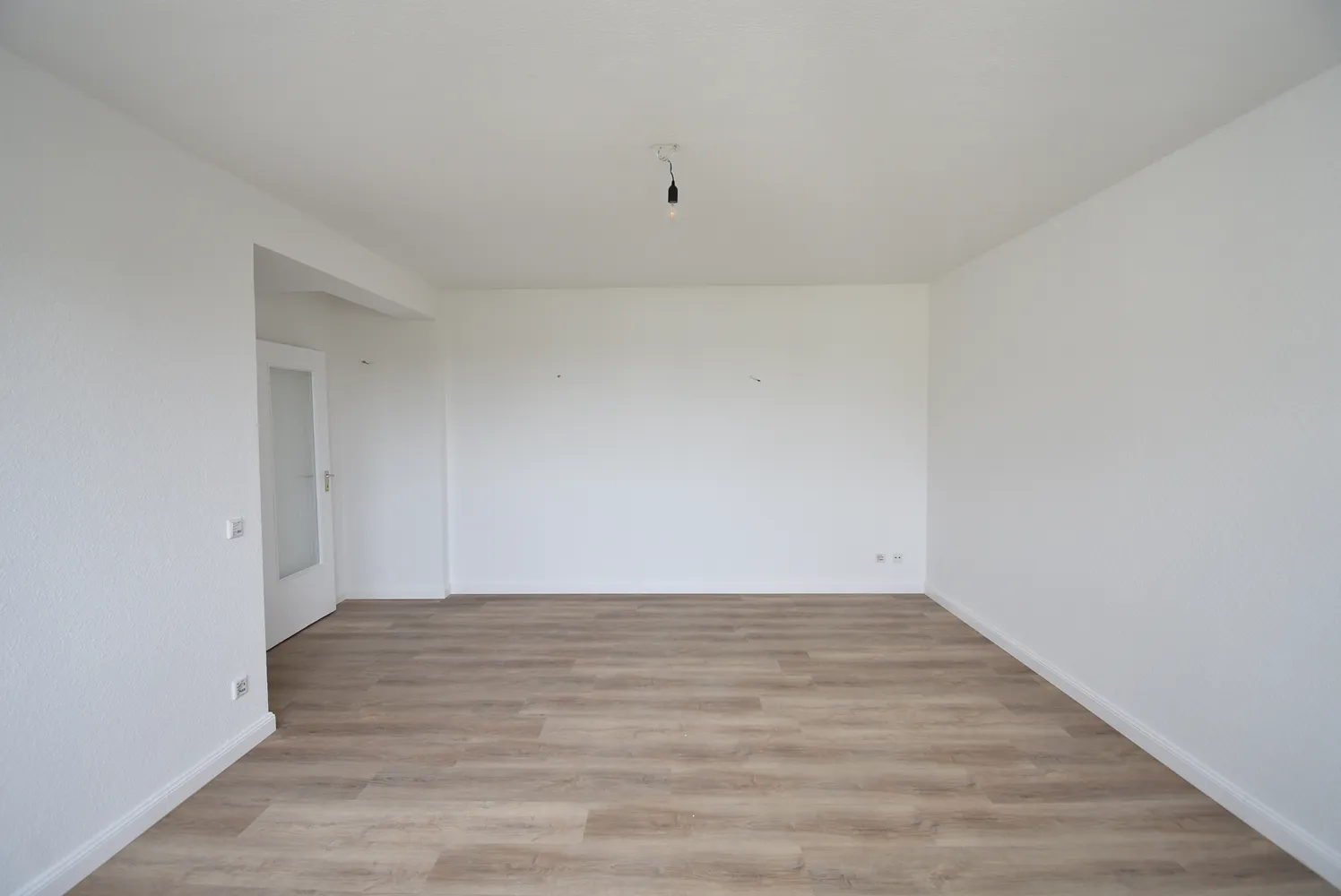 2 Zimmer Wohnung mit 56 m² in Mülheim an der Ruhr – Bild 2