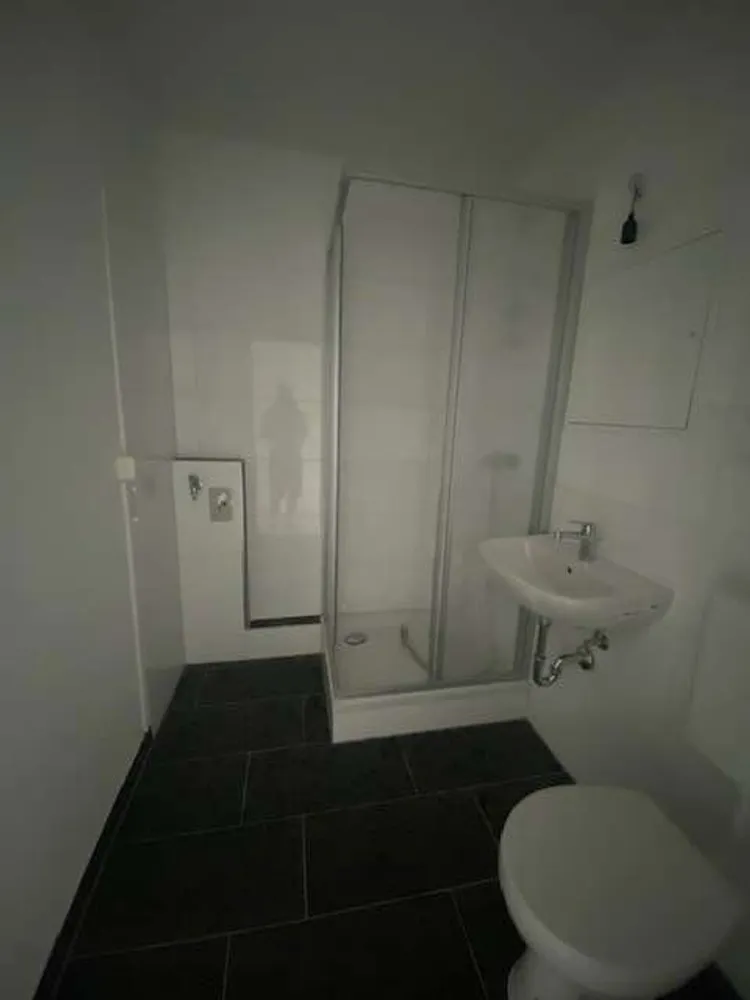 6 Zimmer Wohnung mit 112 m² in Halle (Saale) – Bild 6