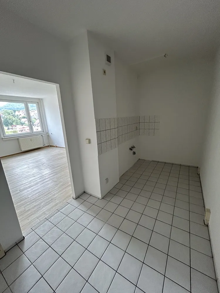 2 Zimmer Wohnung mit 54 m² in Suhl – Bild 4