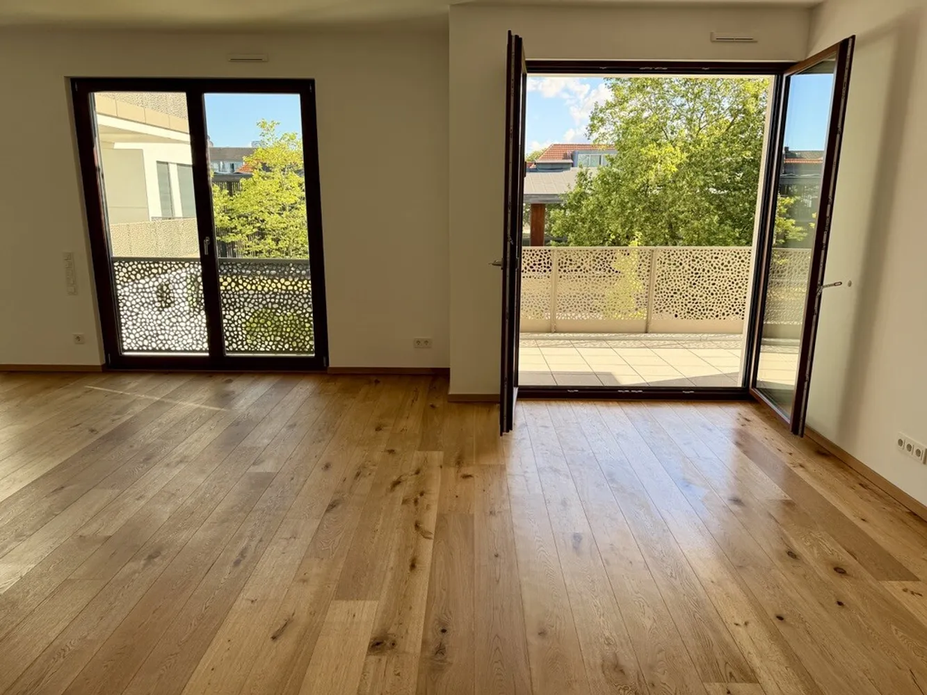 4 Zimmer Wohnung mit 114 m² in Düsseldorf – Bild 3