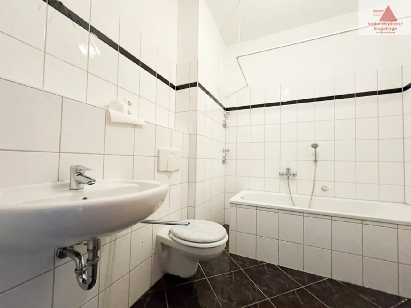 4 room apartment with 77 m² in Chemnitz – Photo 5