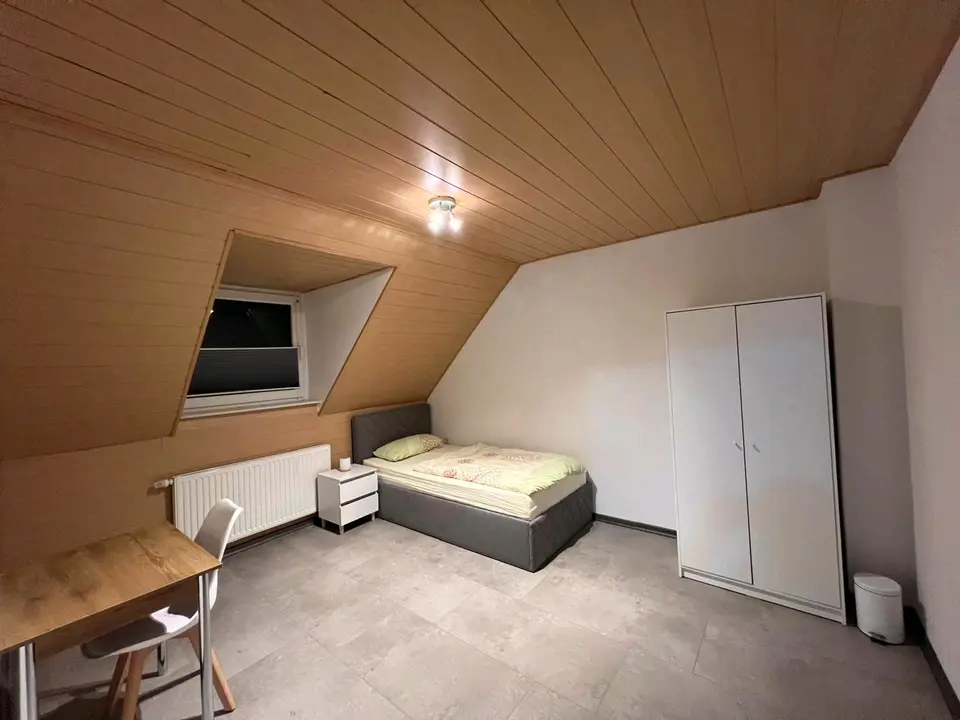 WG-Zimmer mit 25 m² in Brühl – Bild 1