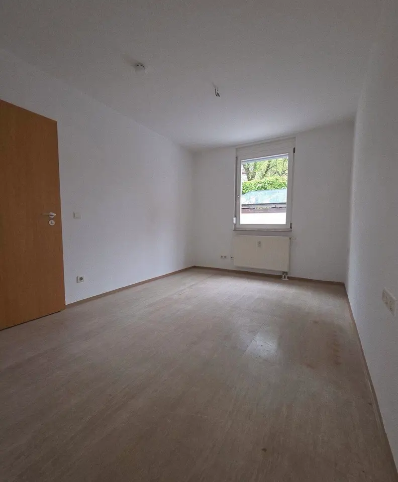 2 Zimmer Wohnung mit 53 m² in Suhl – Bild 3