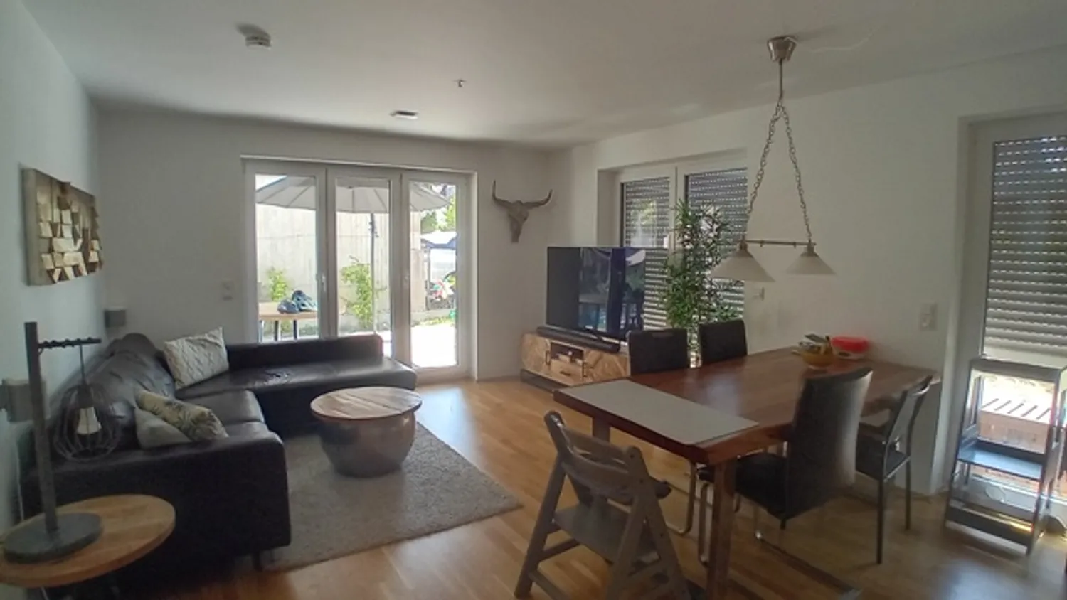 5 Zimmer Wohnung mit 109 m² in München – Bild 2
