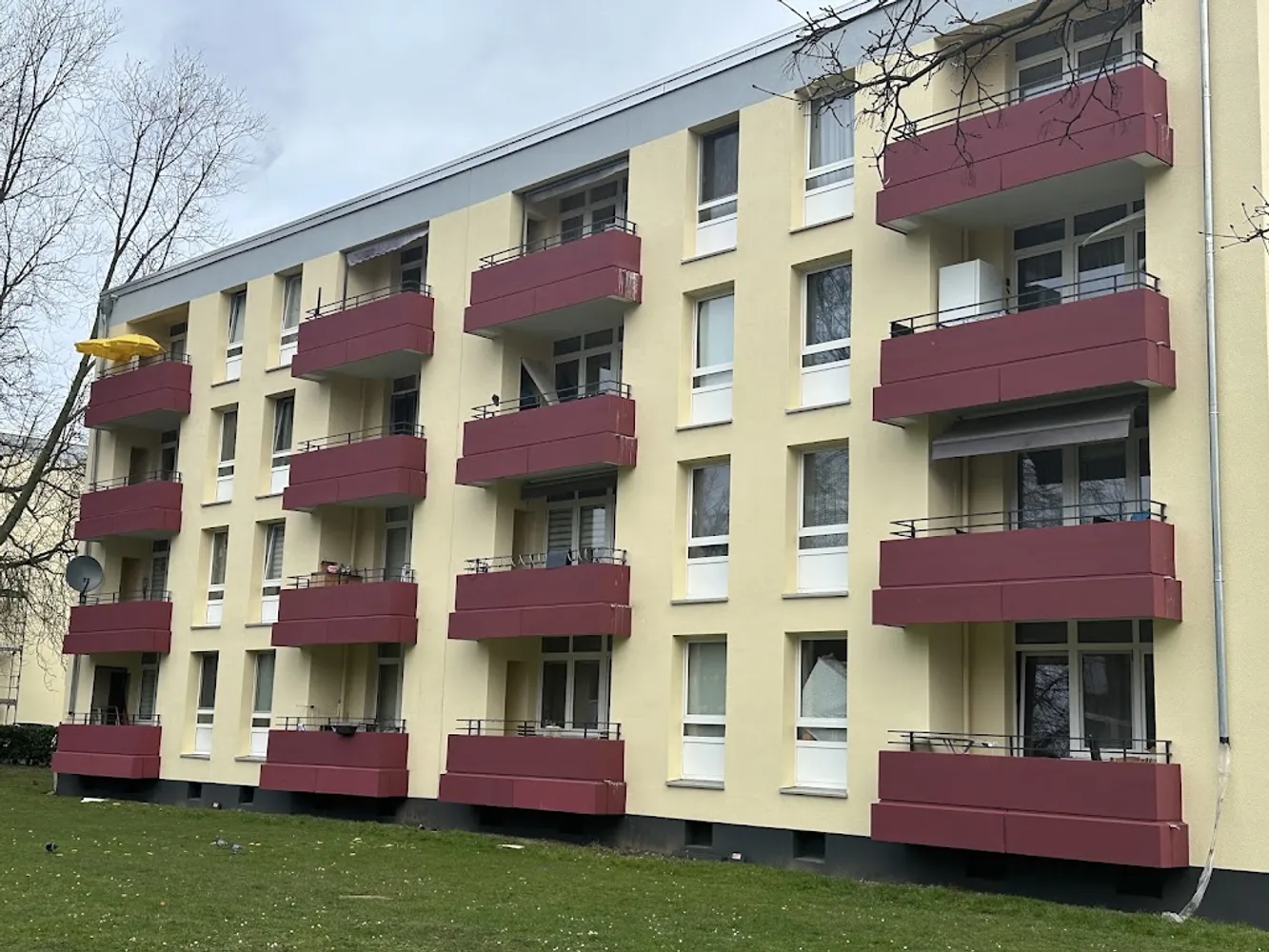 3 Zimmer Wohnung mit 70 m² in Moers – Bild 1