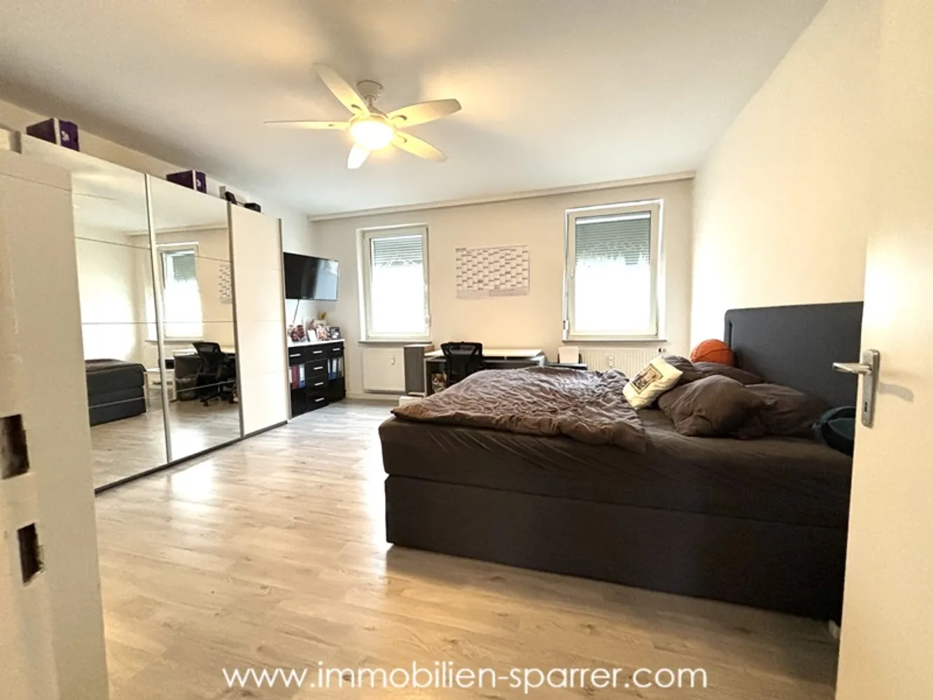 2 room apartment with 80 m² in Weiden in der Oberpfalz – Photo 1