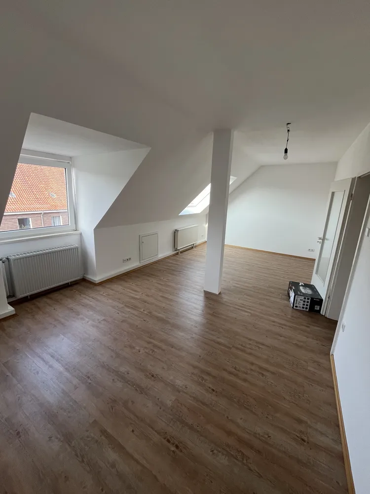 2 Zimmer Wohnung mit 67 m² in Hannover – Bild 2