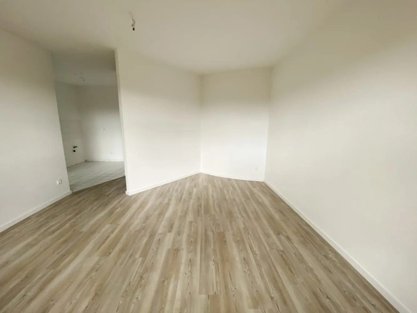 2 Zimmer Wohnung mit 47 m² in Plauen – Bild 2