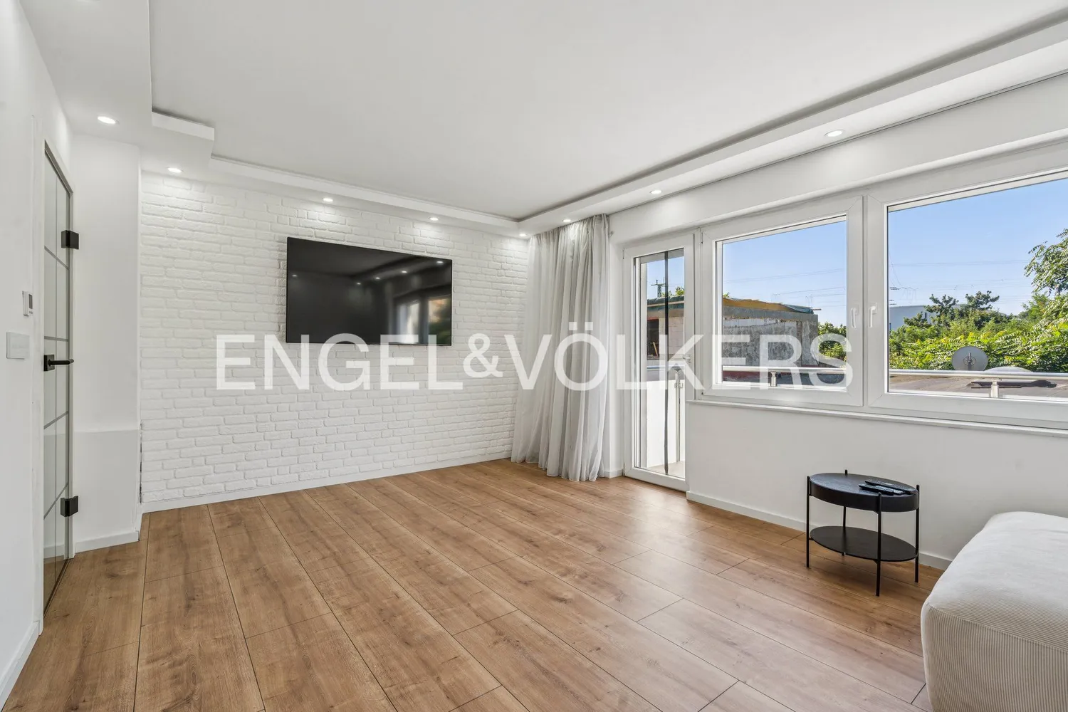 3 Zimmer Wohnung mit 85 m² in Frankfurt am Main – Bild 2
