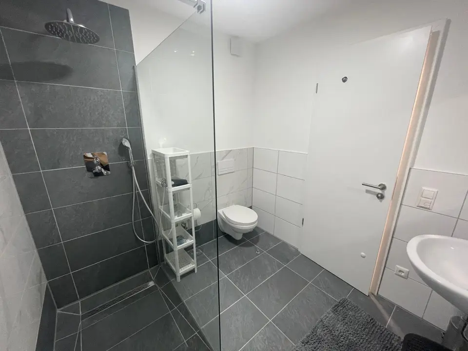 WG-Zimmer mit 112 m² in Hürth – Bild 9