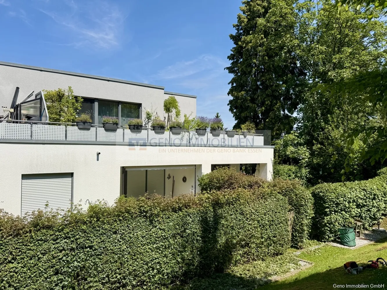4 Zimmer Wohnung mit 133 m² in Essen – Bild 1
