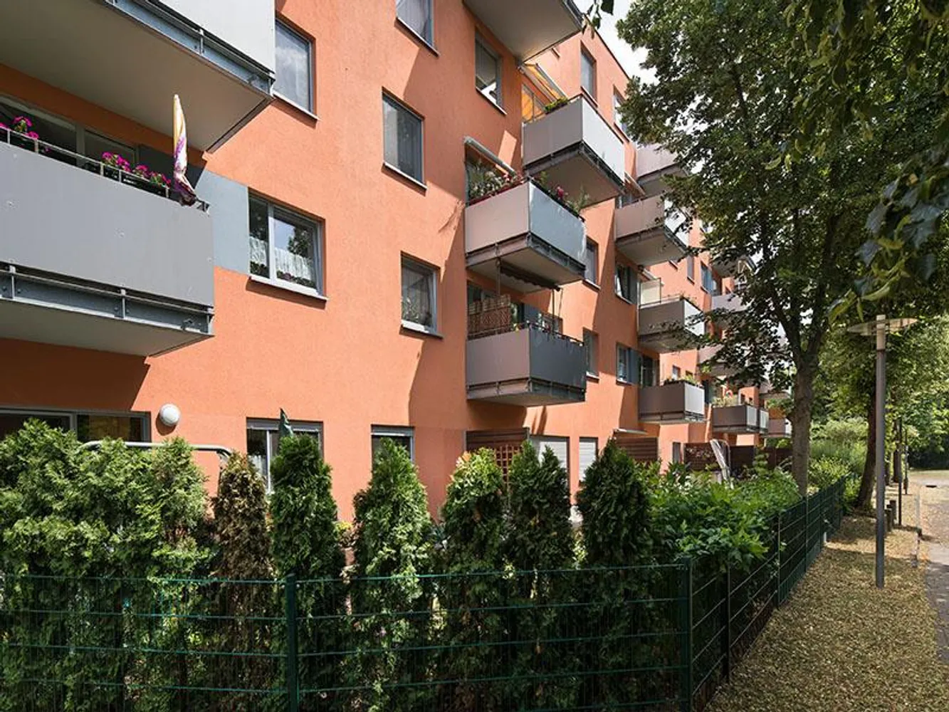 2 Zimmer Wohnung mit 44 m² in Halle (Saale) – Bild 2