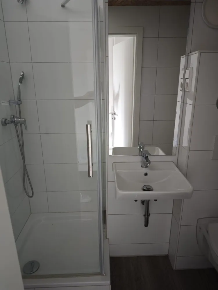 1 Zimmer Wohnung mit 14 m² in Karlsruhe – Bild 2