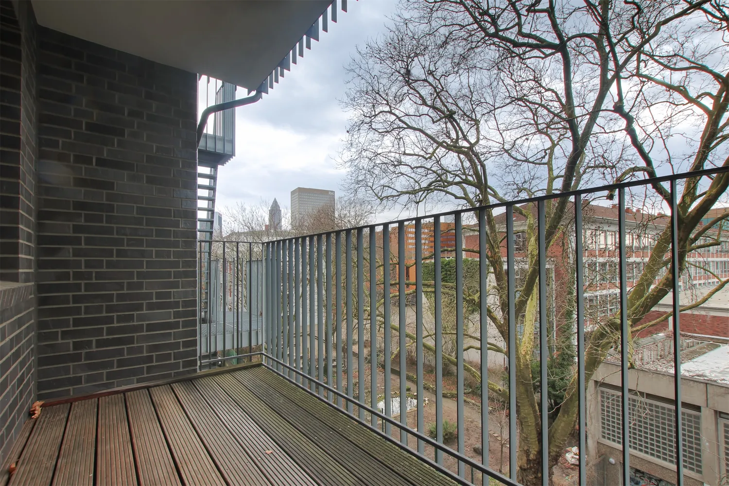 2 Zimmer Wohnung mit 68 m² in Frankfurt am Main – Bild 8